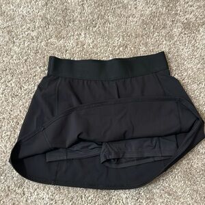 TnAction skort